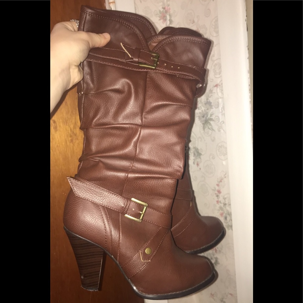 Women’s heeled boots